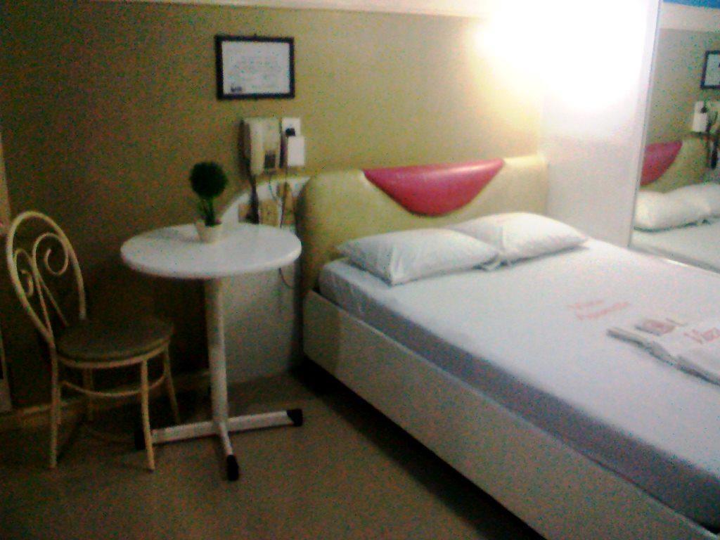 Vista Apartelle San Pedro Makati Eksteriør billede