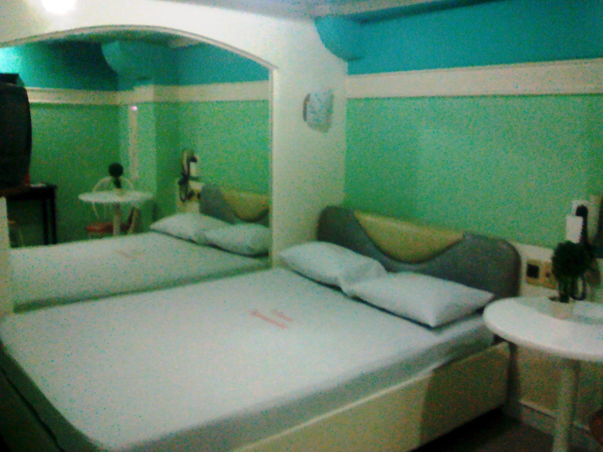 Vista Apartelle San Pedro Makati Eksteriør billede
